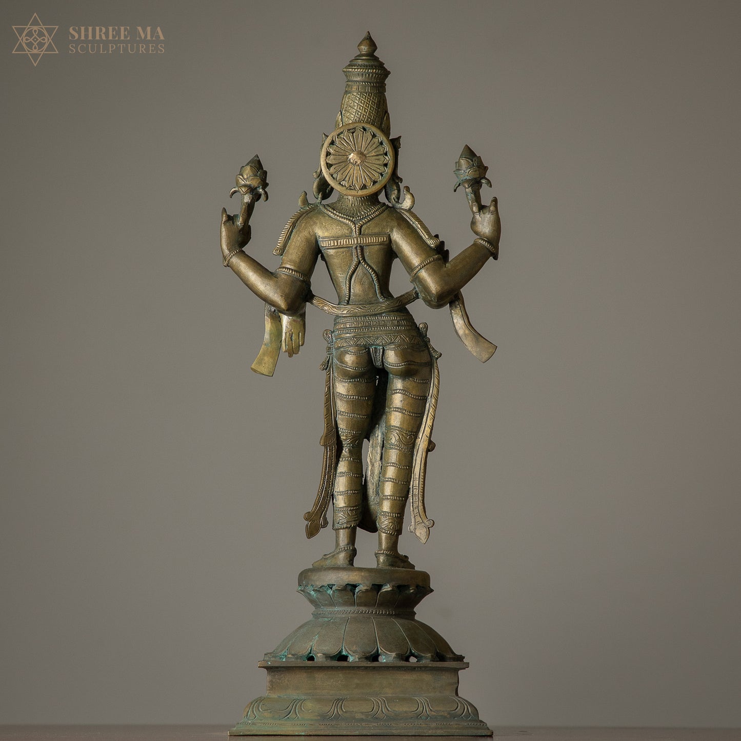 Goddess Lakshmi – 16 Inch Panchaloha Idol (Antique Finish, Chola Style Sculpture)