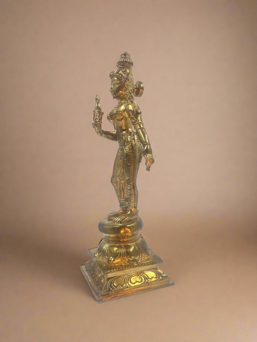Meenakshi 9-Inch Bronze Idol | Sacred Panchaloha Sculpture