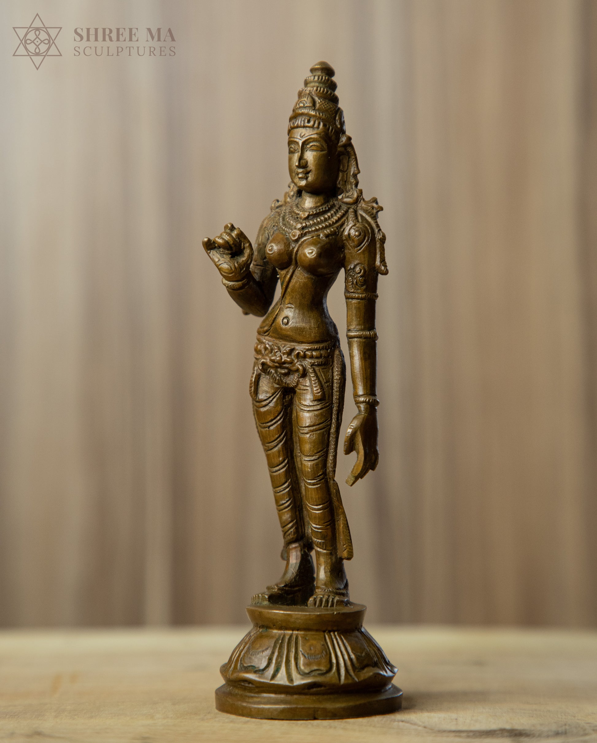 Sivagami 6-Inch Panchaloha Bronze Idol – Handmade Antique-Finish Sculpture - Shree Ma Sculptures